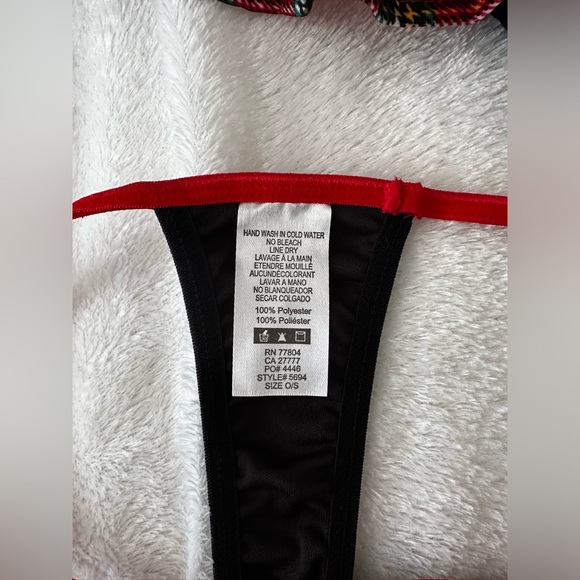 School girl costume/lingerie set - Picture 5 of 8